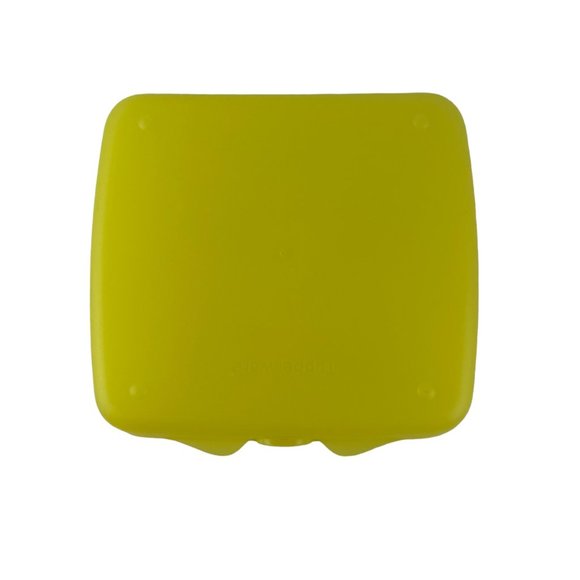 Tupperware Robyn Rabbit Lunch Set Clam Shell Sandwich Keeper Water Bottle Yellow - Picture 4 of 11